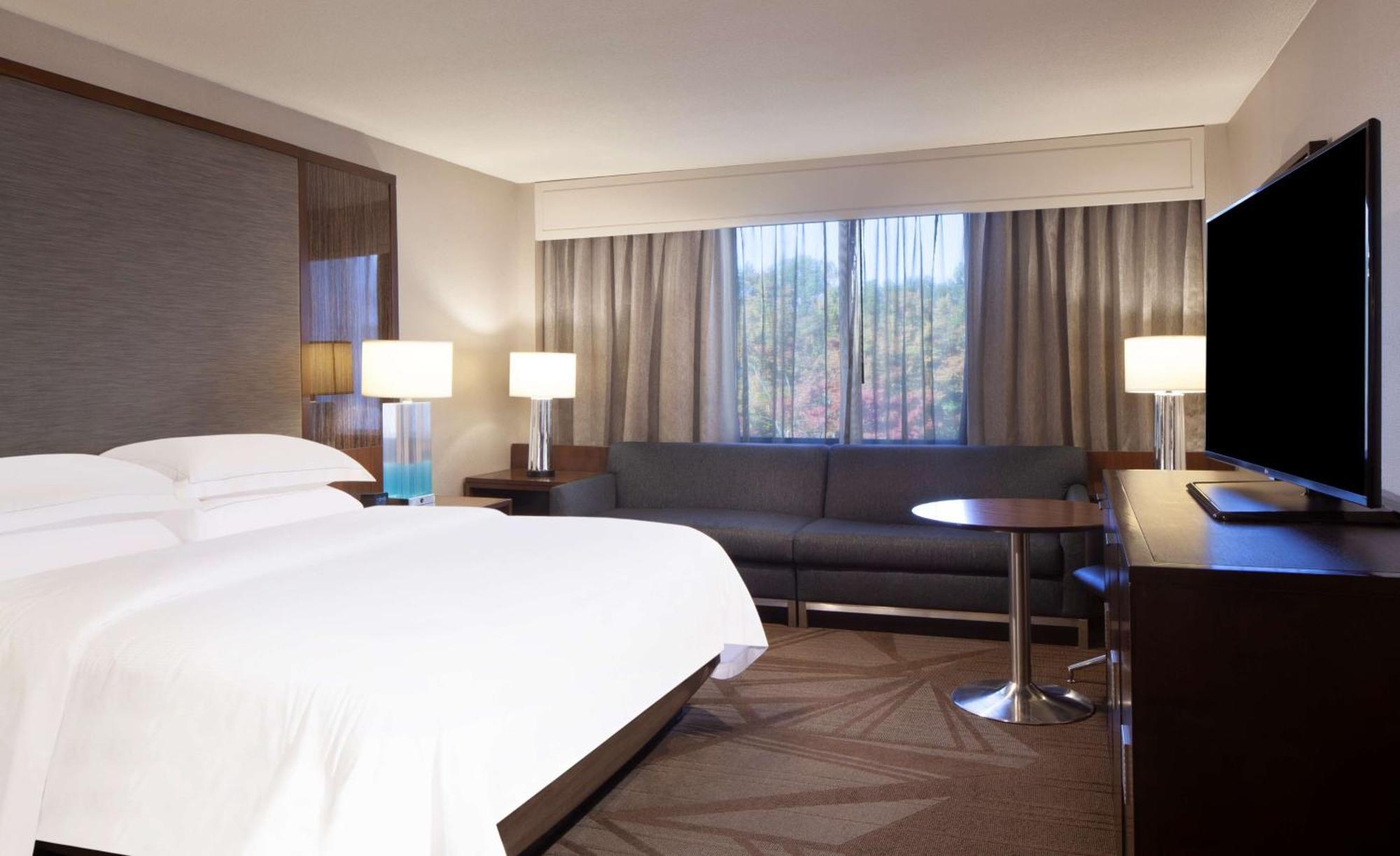 Hilton Parsippany Hotel Exterior photo