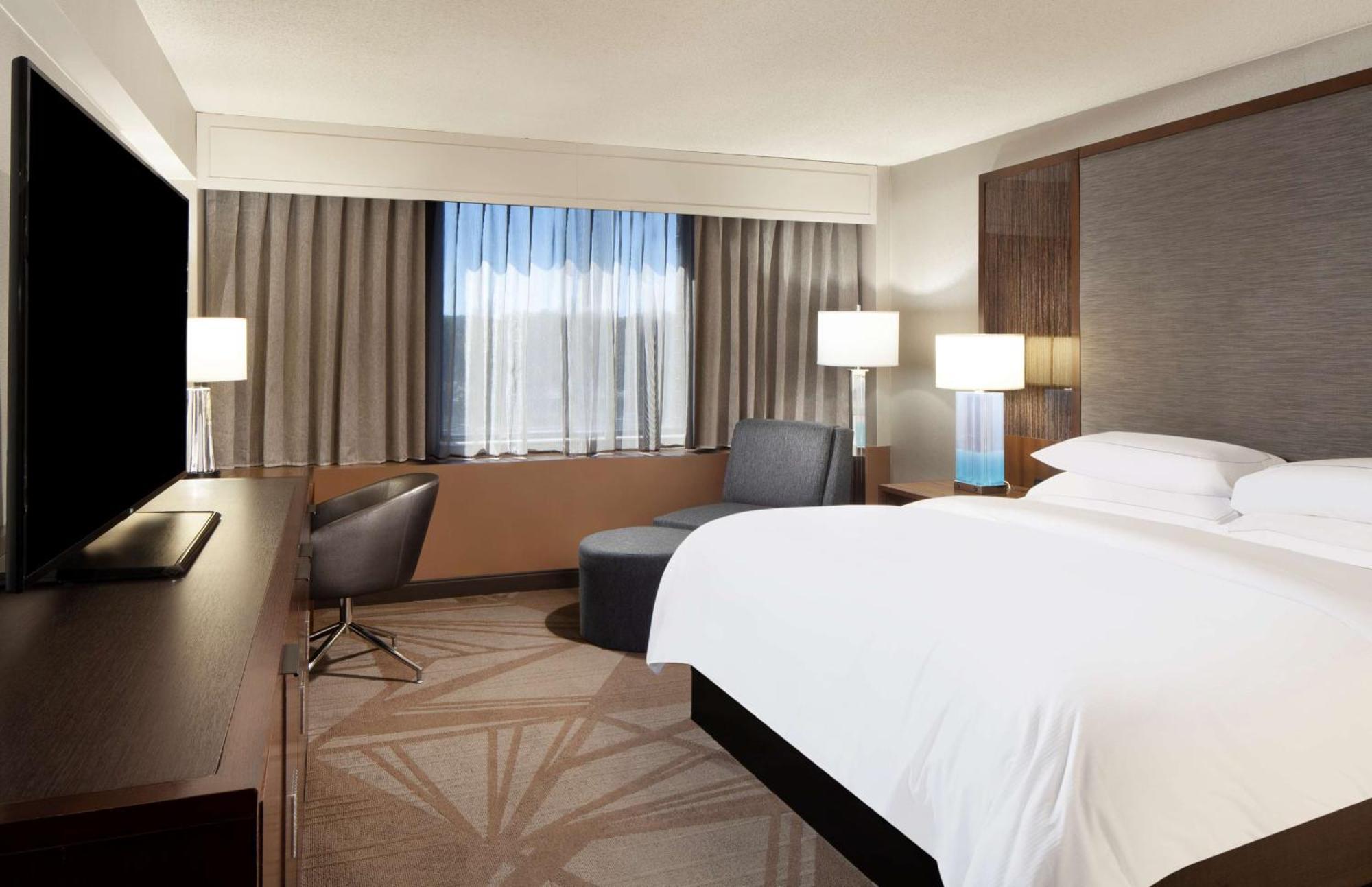 Hilton Parsippany Hotel Exterior photo